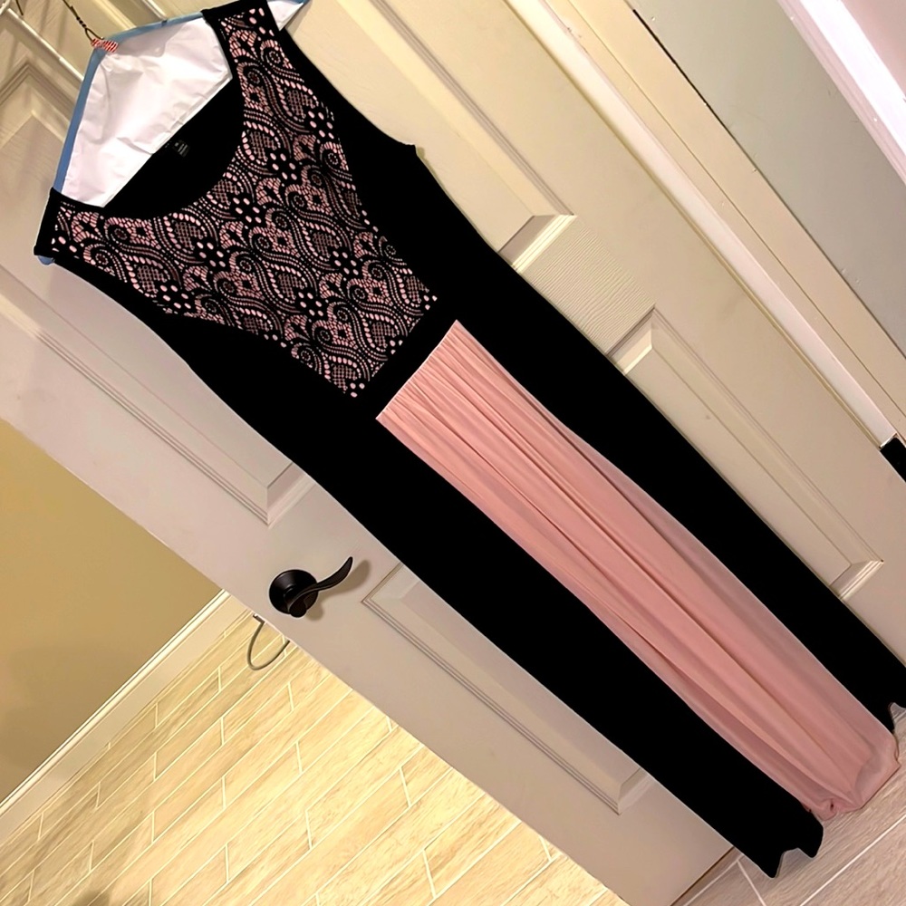 Comfortable Formal Black & Pink Dress